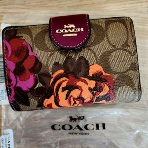 Coach Medium ID Wallet Jumbo Floral - NWT